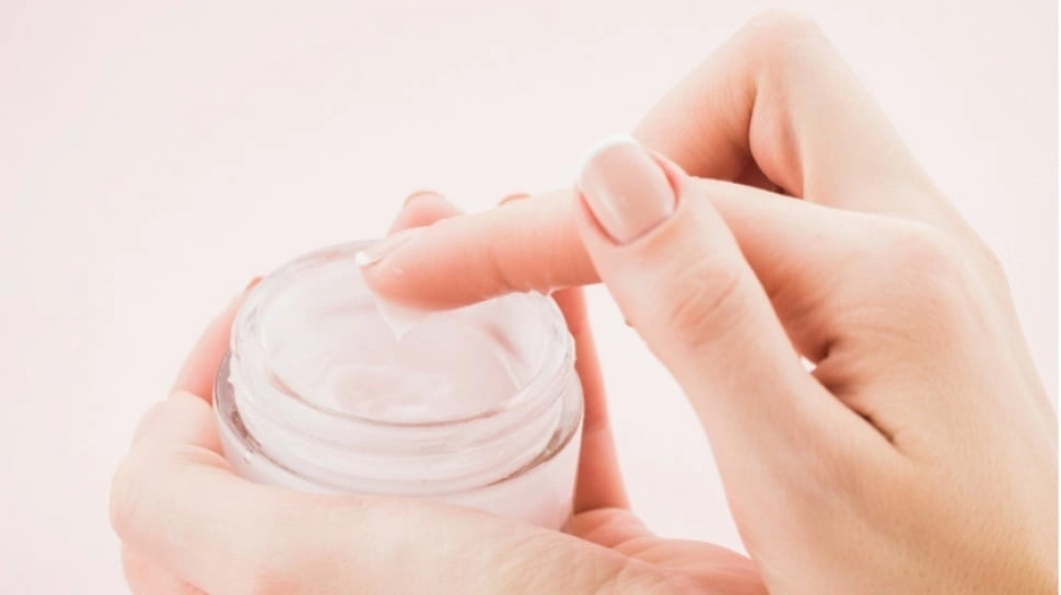 7 Krim Retinol yang Bagus untuk Flek Hitam, Mulai Rp40 Ribuan