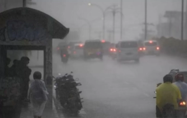 Awas! Badai dan Hujan Ekstrem Siap Terjang 13 Provinsi BMKG Minta Warga Siaga 24 Jam!