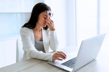 Inovasi Teknologi Bedah Refraktif SiLK, Solusi Baru untuk Koreksi Mata Minus dan Silinder