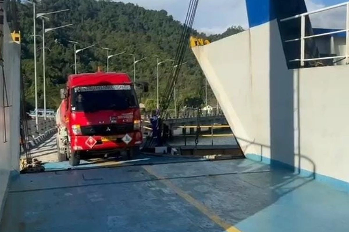 Genjot Distribusi, Pertamina Kirim BBM dan Elpiji Pakai Kapal ke Banda Aceh