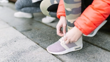 5 Sepatu Running Anak Murah Terbaik: Super Nyaman, Harga di Bawah Rp200 Ribu