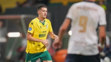 Baru Main 8 Menit Kena Kartu Merah, Justin Hubner Disemprot Pelatih Fortuna Sittard