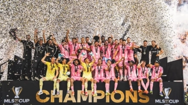 Lionel Messi Persembahkan Trofi Pertama untuk Inter Miami, Kalahkan Klub Thomas Muller di Final