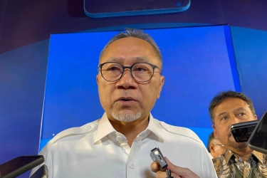 Dikritik soal Panggul Beras Korban Banjir, Zulhas: Saya Biasa Gotong Beras...