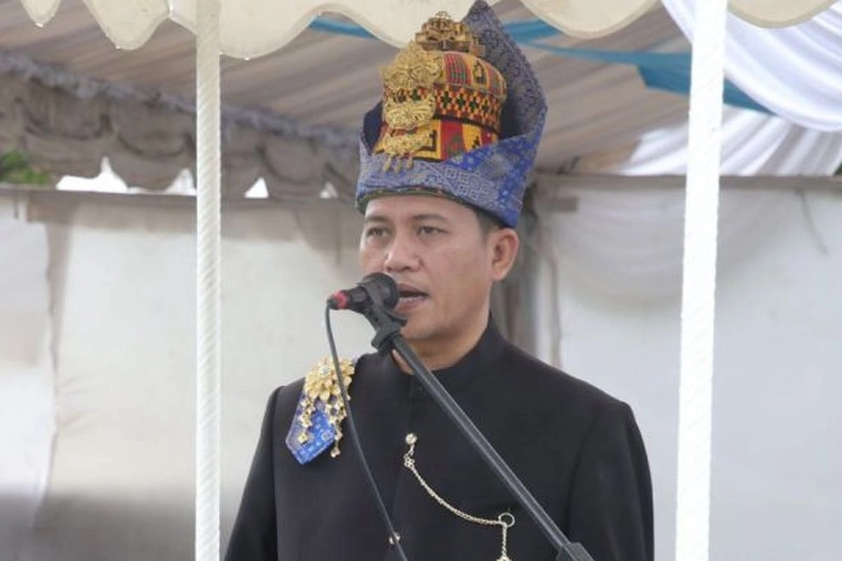 Bupati Aceh Selatan Mirwan Diberhentikan Sementara, tapi Masih Terima Gaji Menurut UU