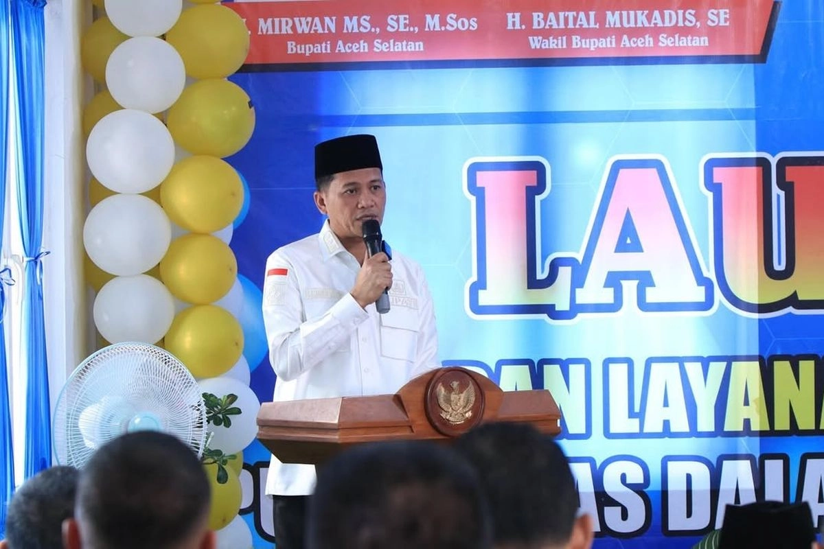 Bupati Aceh Selatan Mirwan MS Umrah Setelah Aceh Berstatus Tanggap Darurat