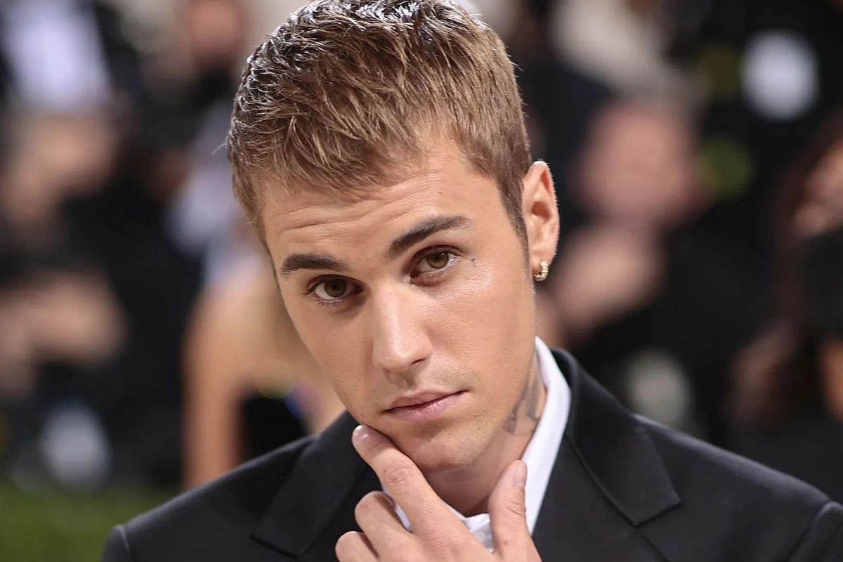 Justin Bieber Kritik Apple gara-gara Sering Salah Pencet Tombol