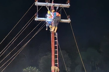 PLN Pulihkan 93 Persen Kelistrikan di Aceh, 4 Kabupaten Paling Terdampak Bencana Kembali Terang