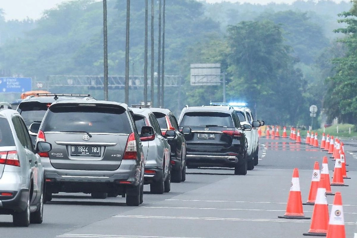 Puncak Arus Mudik Natal-Tahun Baru 2025-2026: Waspadai 2 Tanggal Ini