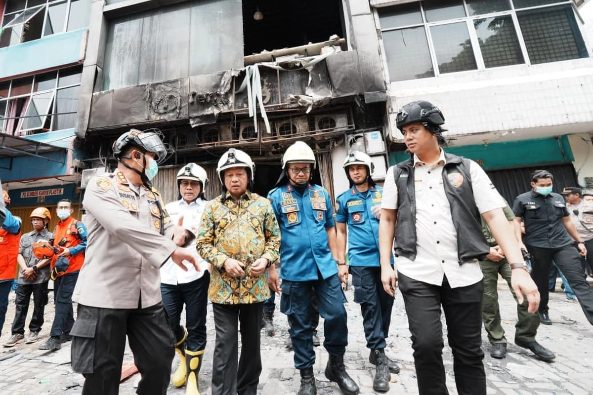 Mendagri Ungkap Damkar Tiba di TKP Kebakaran Terra Drone dalam 7 Menit, Selamatkan 19 Orang
