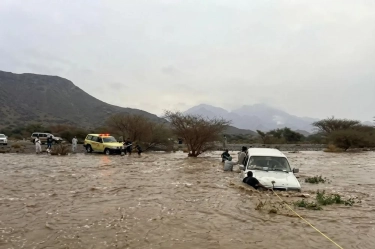 Banjir Besar di Arab Saudi, Jalanan di Jeddah Berubah Jadi Aliran Sungai