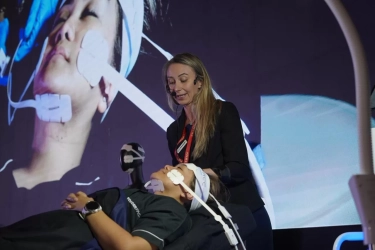 Tren Pengencangan Wajah Lewat Otot, Perawatan Kulit Tanpa Pembedahan dan Suntikan