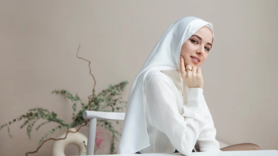 5 Body Serum untuk Hijabers, Kulit Cerah Bebas Belang dan Wangi Seharian