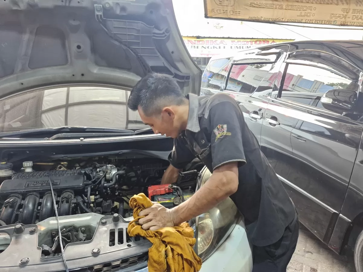 Manfaatkan Hari Libur untuk Tune-Up Mobil Mandiri Tanpa Keluarkan Biaya