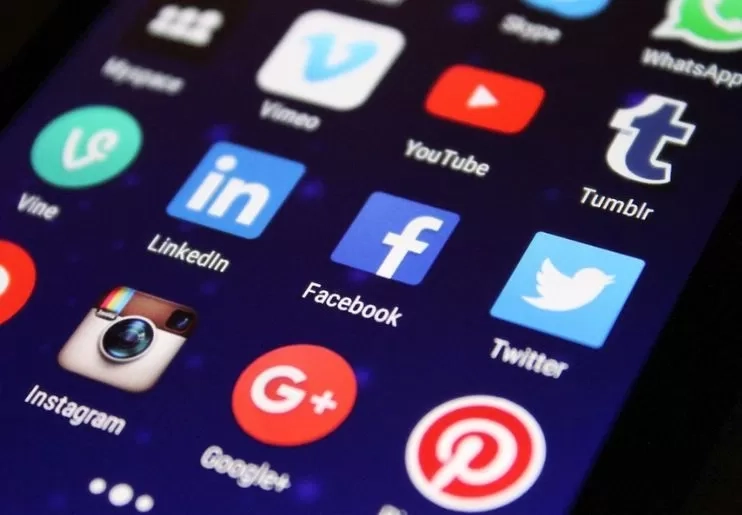 Amerika Serikat Bakal Wajibkan Wisatawan Asing untuk Menunjukan Riwayat Media Sosial Selama 5 Tahun Terakhir