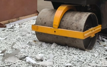 Puluhan Ribu Busi Palsu Merek NGK Dimusnakan, Investigasi Terus Berlanjut