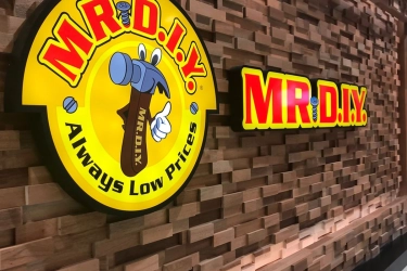 Buka Toko ke-1.200, Simak Prospek Saham MDIY