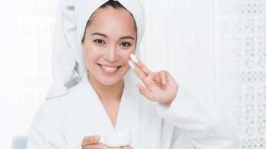 5 Moisturizer Anti Aging Ibu Rumah Tangga, Kulit Kencang Kerutan Hilang