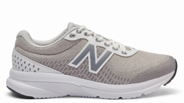 7 Rekomendasi Sepatu New Balance Diskon 70% Jelang Natal di Sports Station