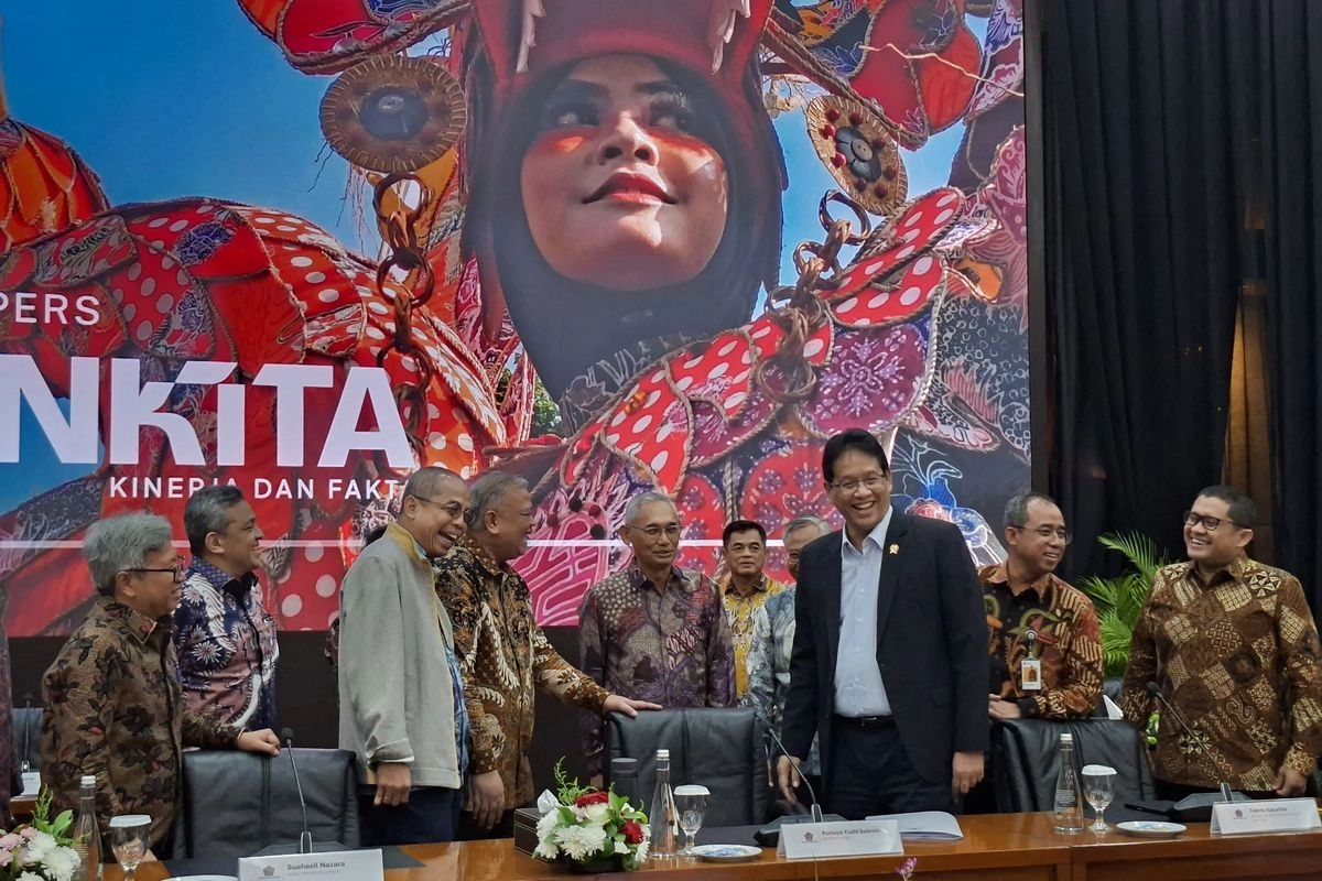 Menkeu Purbaya Catatkan Defisit APBN Rp 560, 3 Triliun hingga November 2025