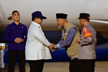 Prabowo Bolak-balik Jakarta-Sumatera demi Pulihkan Kondisi Pascabencana