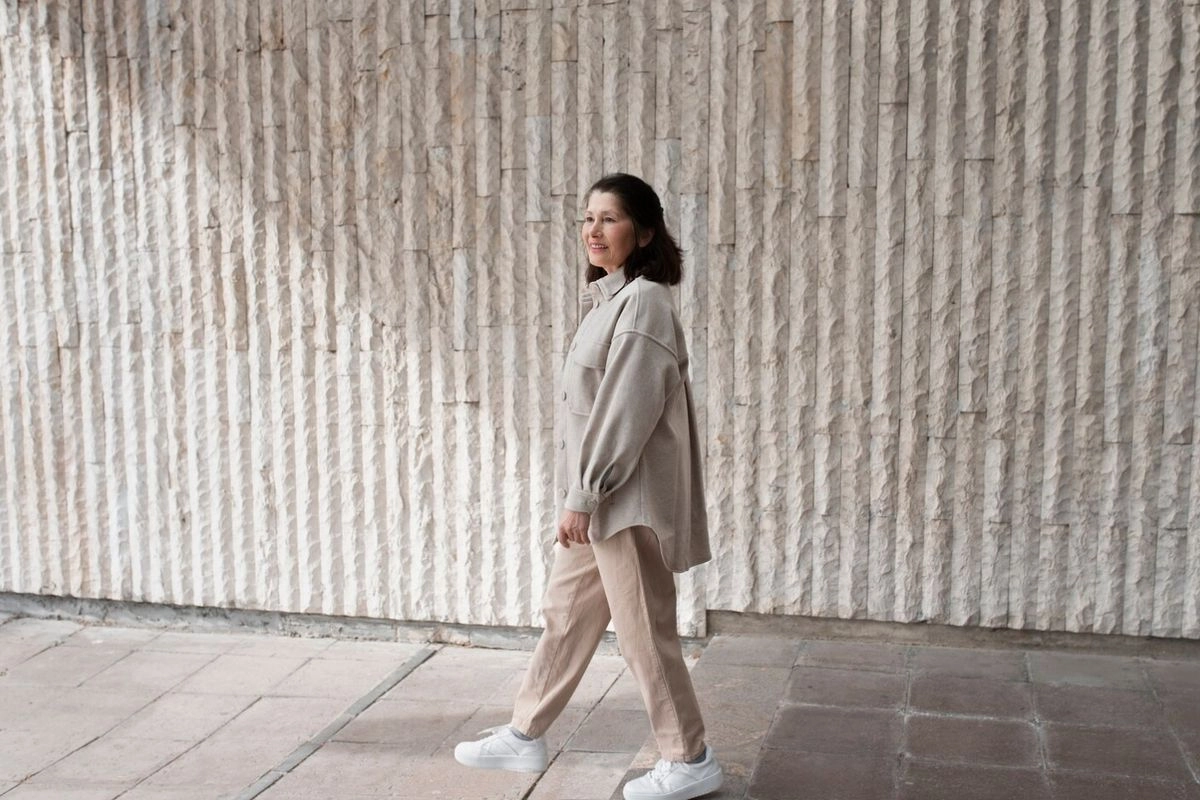 Ramalan Zodiak Aquarius 18 Desember 2025, Waktunya Menata Emosi dan Ide Besar