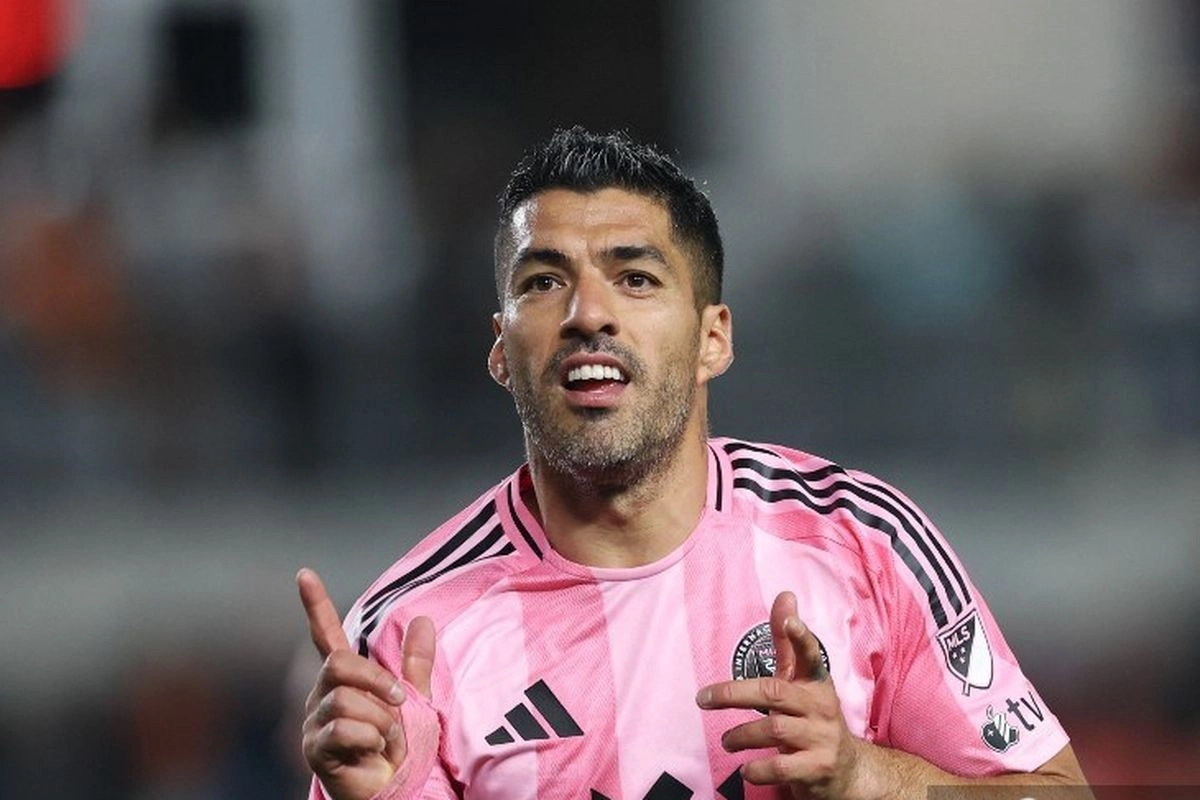 Suarez Resmi Bertahan, Messi Tak Sendirian di Inter Miami sampai 2026