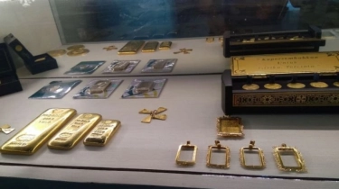 Harga Emas Antam Hari Ini Masih Kesulitan Tembus Level Rp2,5 Juta