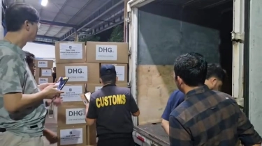 Kemendagri Monitor Pengiriman Bantuan 101.000 Lembar Pakaian untuk Korban Bencana di Aceh