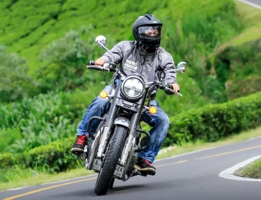 Motor Mogok Tiba-Tiba di Jalan? Ini 5 Langkah Aman yang Wajib Kamu Lakukan Biar Nggak Panik