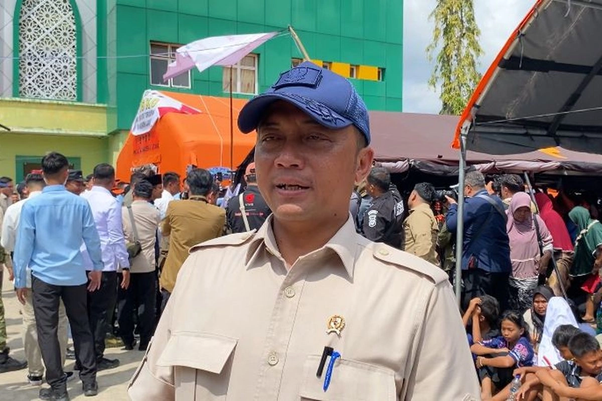 Pemerintah Izinkan Warga Gunakan Kayu Gelondongan Pascabanjir Sumatera