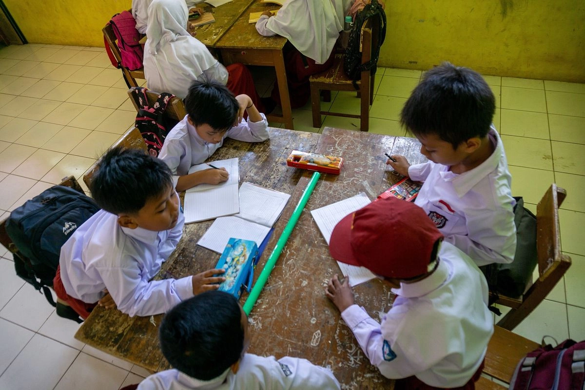 Pimpinan Komisi X Desak Perbaikan Distribusi Guru dan Sarana Pendidikan di Papua
