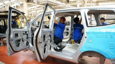 Pemerintah Setop Insentif Mobil Listrik, Harga Moblis Bakal Makin Mahal?