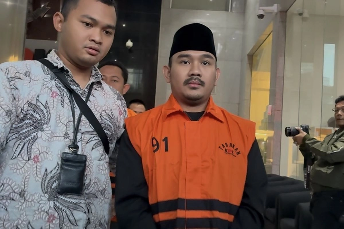 Jadi Tersangka Suap Rp 14,2 Miliar, Bupati Bekasi: Saya Mohon Maaf ke Warga...
