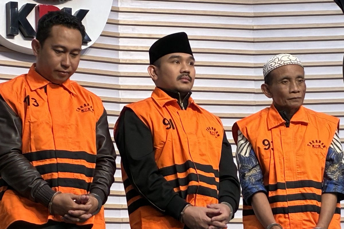 Setahun Menjabat, Bupati Bekasi Ade Kuswara Rutin Minta Ijon Proyek hingga Rp 9,5 Miliar