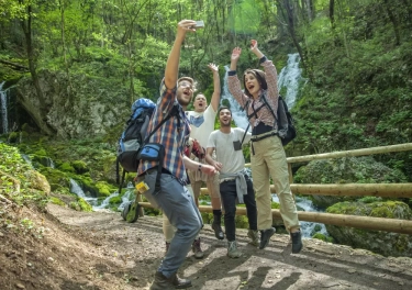10 Spot Wisata Seru di Garut yang Bisa Kamu Nikmati untuk Liburan dan Petualangan