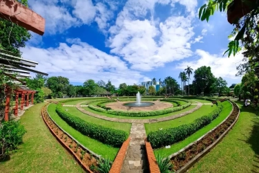 Liburan Bareng Keluarga di Taman Bunga Wiladatika Cibubur: Ini Rute dan Tiket Masuk