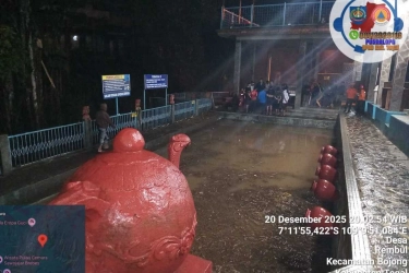 Banjir Landa Kawasan Guci Tegal, Pemkab Pastikan Wisata Tetap Aman