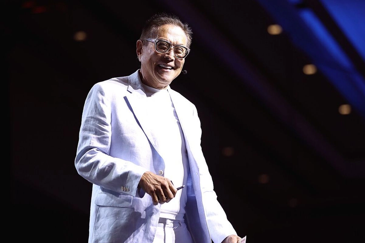 Robert Kiyosaki: Menjadi Kaya Bisa Lebih Cepat Jika Paham Uang