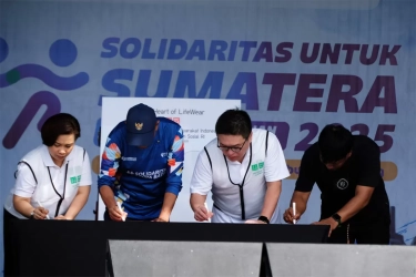 Jangkau Berbagai Wilayah di Indonesia, UNIQLO Donasikan 15.500 Pakaian melalui Inisiatif Global 