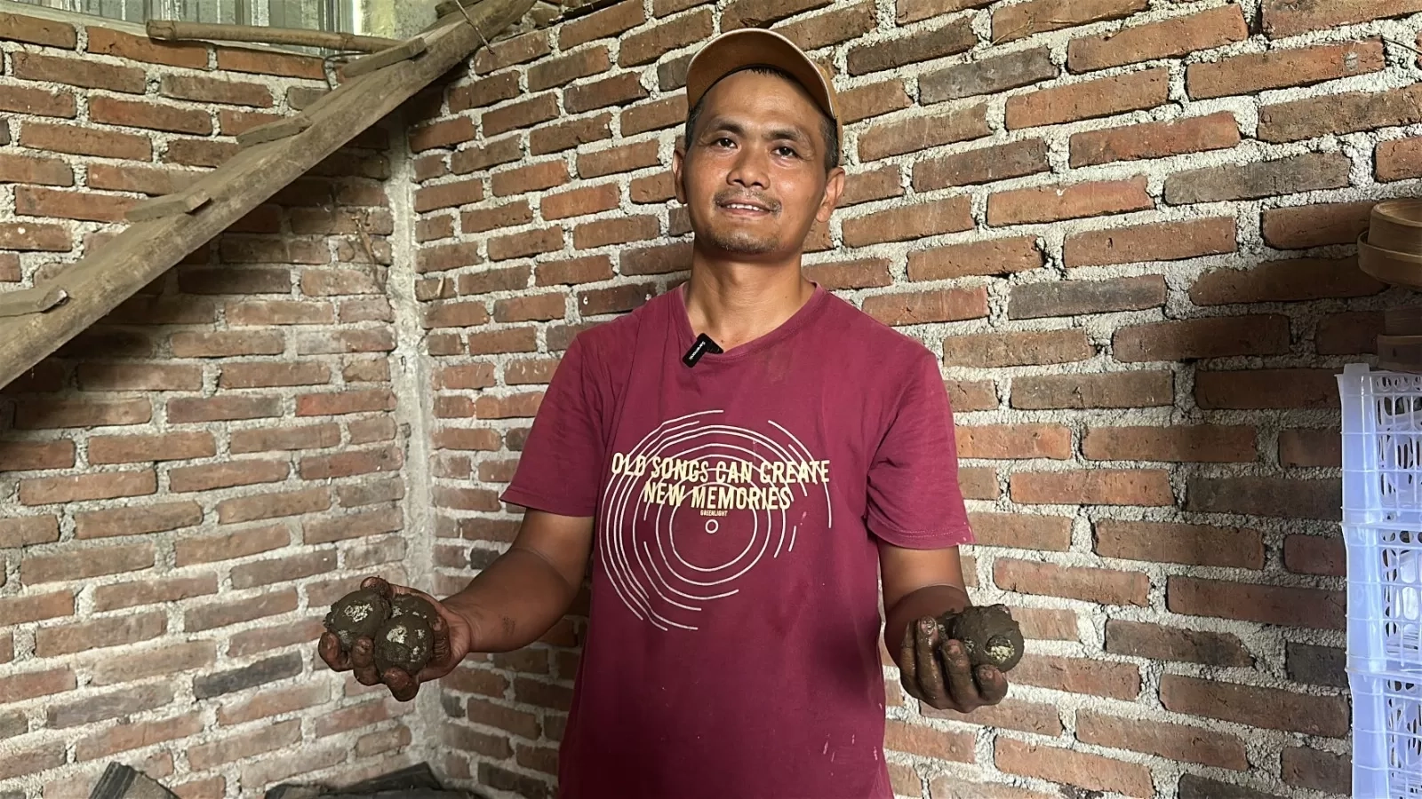 Omzet Pelaku UMKM Telur Asin di Madiun Meningkat Drastis Berkat Banjir Orderan untuk Program MBG