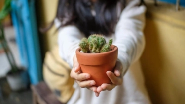 7 Ide Tukar Kado Akhir Tahun Bareng Bestie, Budget di Bawah Rp30 Ribu