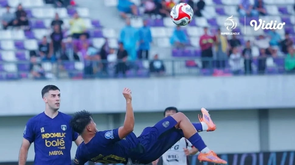 Kata-kata Hokky Caraka Usai Cetak Gol Salto Spektakuler