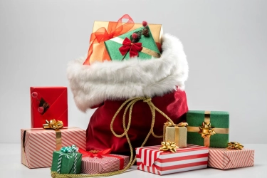 11 Rekomendasi Kado Natal Bernuansa Christmas, Hangat dan Personal