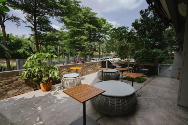 Liburan di Karawang, dari Kuliner Khas hingga Virtual Indoor Golf