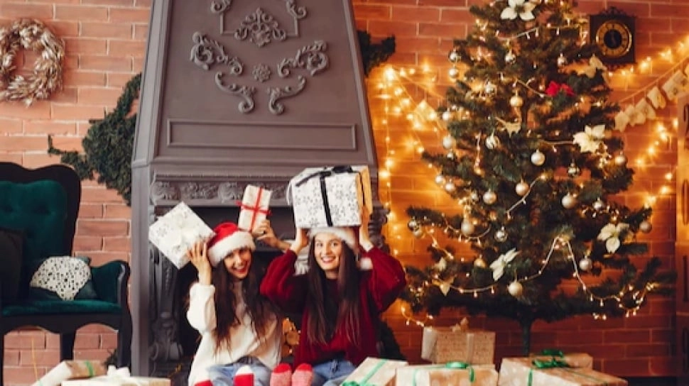 18 Ucapan Selamat Natal 2025 Paling Berkesan: Cocok Dikirim ke Atasan, Sahabat, hingga Si Dia!