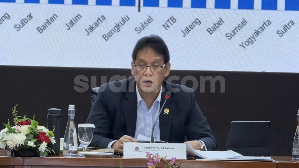 Marak PHK Massal di 2025, Purbaya Singgung Ekonomi Lemah Sejak Era Sri Mulyani