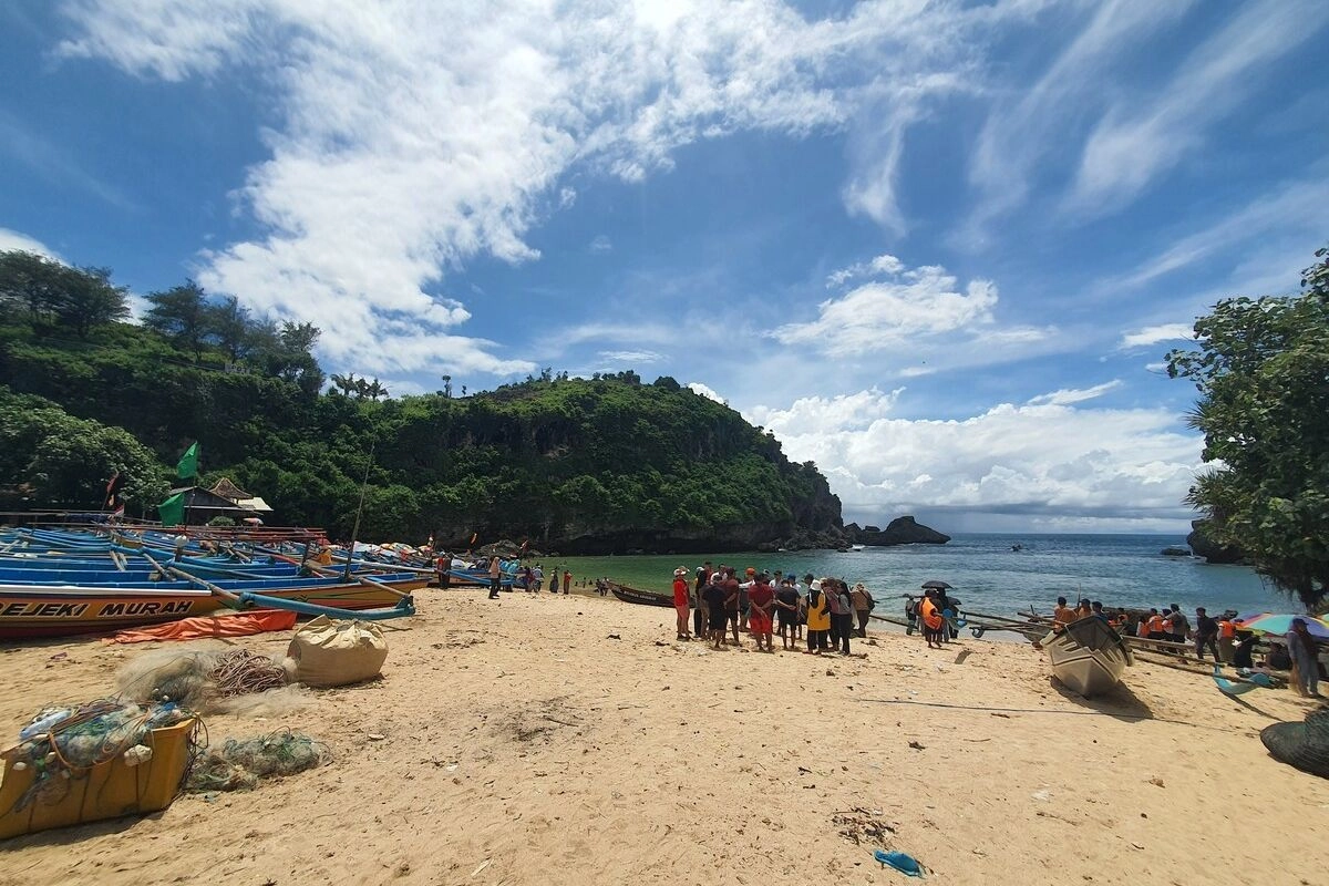 Libur Akhir Tahun, Puluhan Ribu Wisatawan Kunjungi Pantai di Gunungkidul