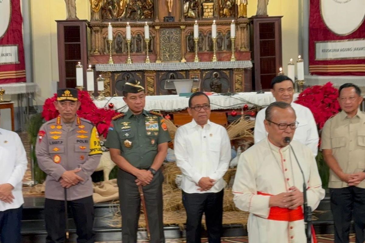 Menko Polkam, Panglima TNI, hingga Kapolri Cek Gereja Katedral dan Immanuel