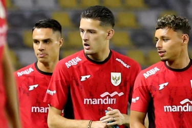 Pemain Timnas Indonesia Justin Hubner Lamar Jennifer Coppen